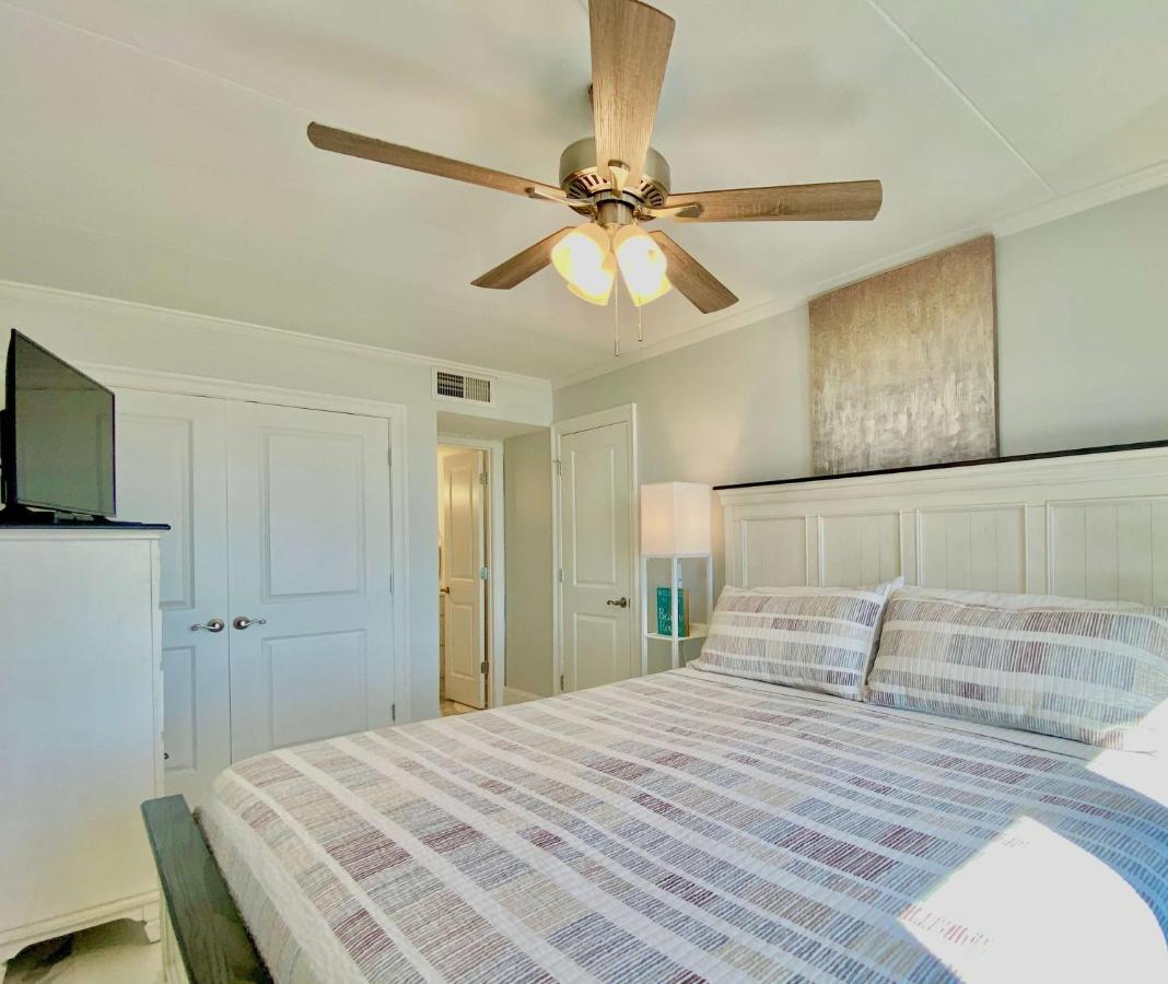 Island Winds East 202 By Albvr - Beautifully Renovated Beachfront Condo & Steps Away From Hangout & More! Ґалф-Шорс Екстер'єр фото